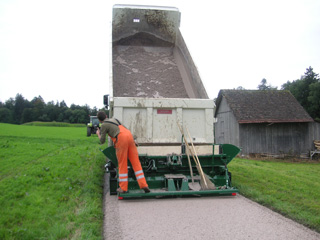 Einkiesung-Naturstrassen-240-bis-325-cm 