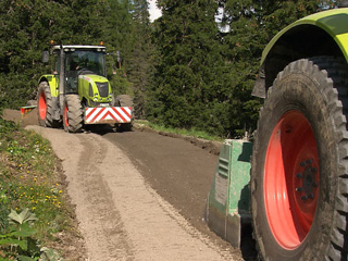 Ausebnen-Naturstrassen-SuperGrader